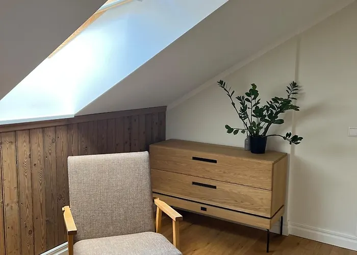 Entire In The Centre Of Apartment